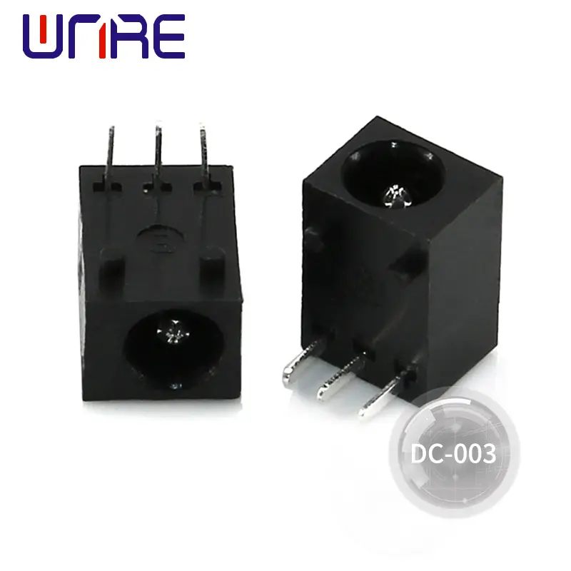 Why do DC power sockets have male and female connectors?